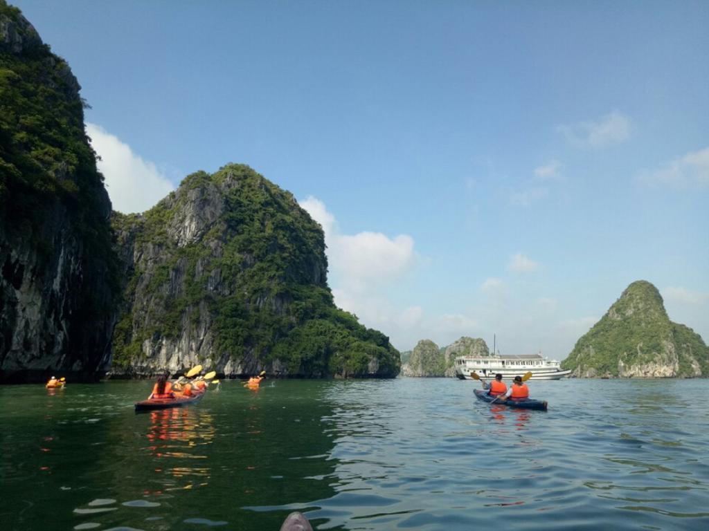 Halong Lavender Cruises Otel Ha Long Dış mekan fotoğraf