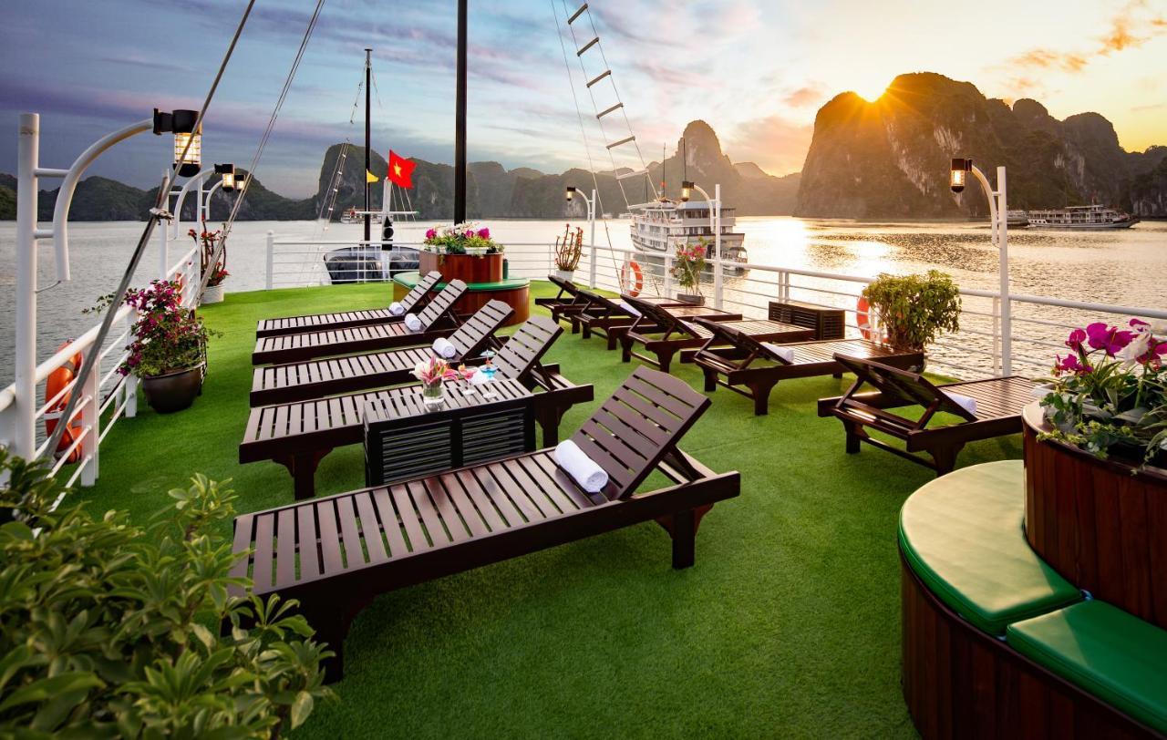 Halong Lavender Cruises Otel Ha Long Dış mekan fotoğraf