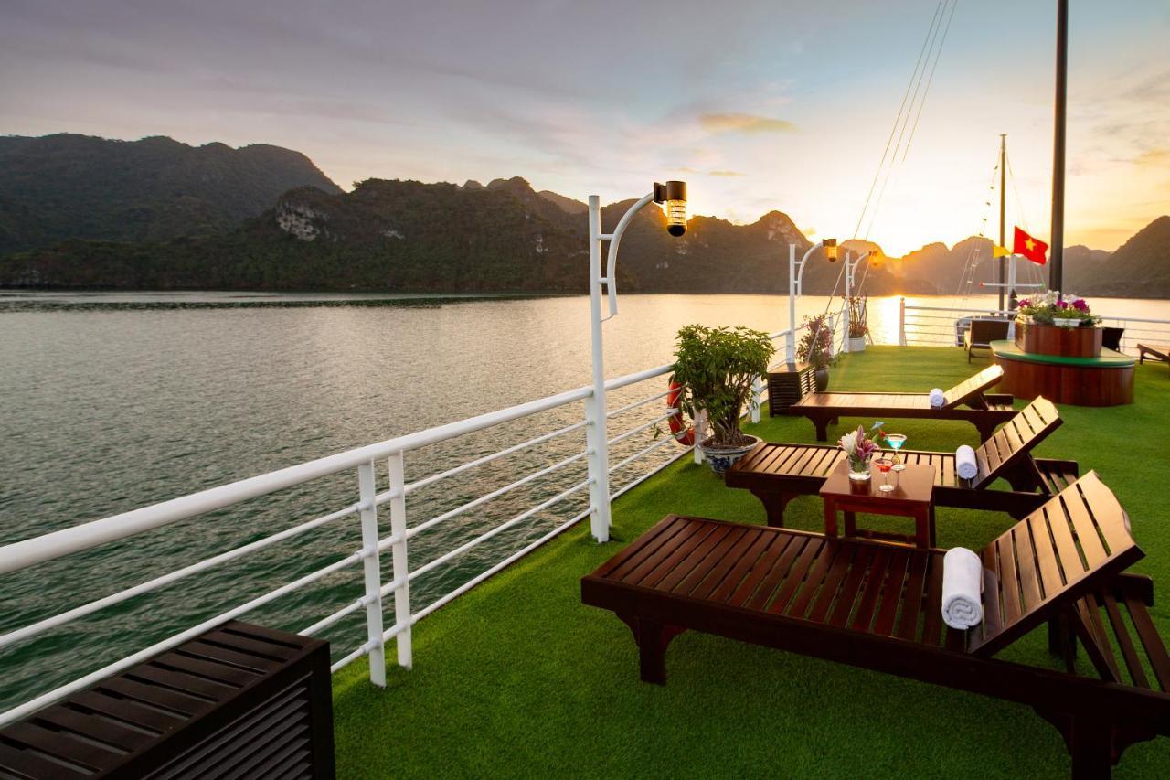 Halong Lavender Cruises Otel Ha Long Dış mekan fotoğraf